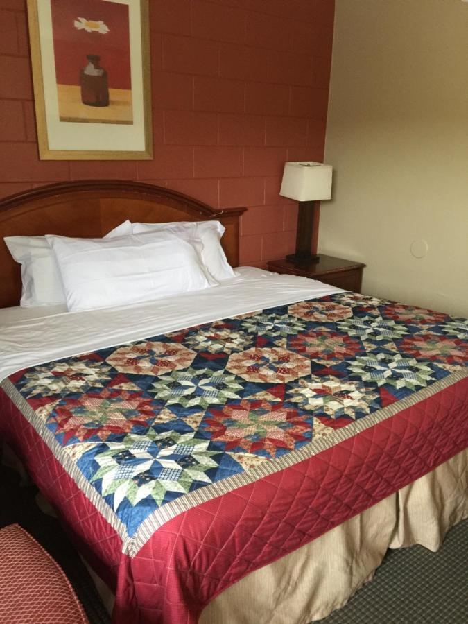 Hope Inn Lenox 외부 사진