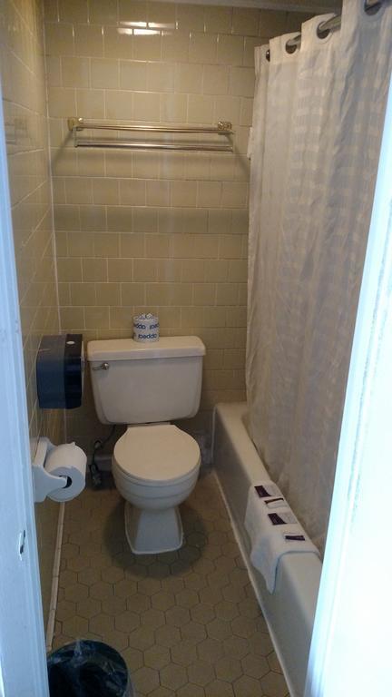 Hope Inn Lenox 외부 사진