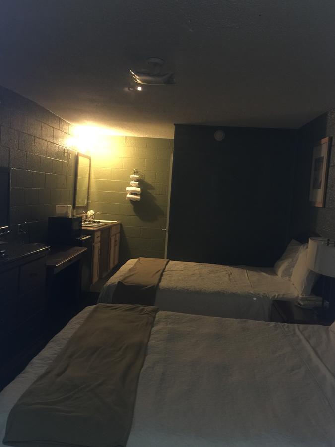 Hope Inn Lenox 외부 사진