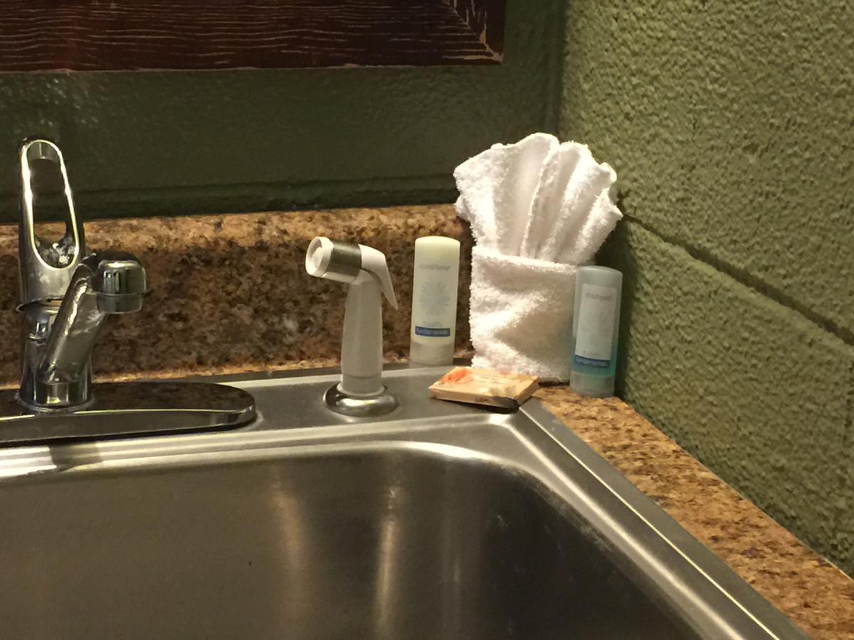 Hope Inn Lenox 외부 사진